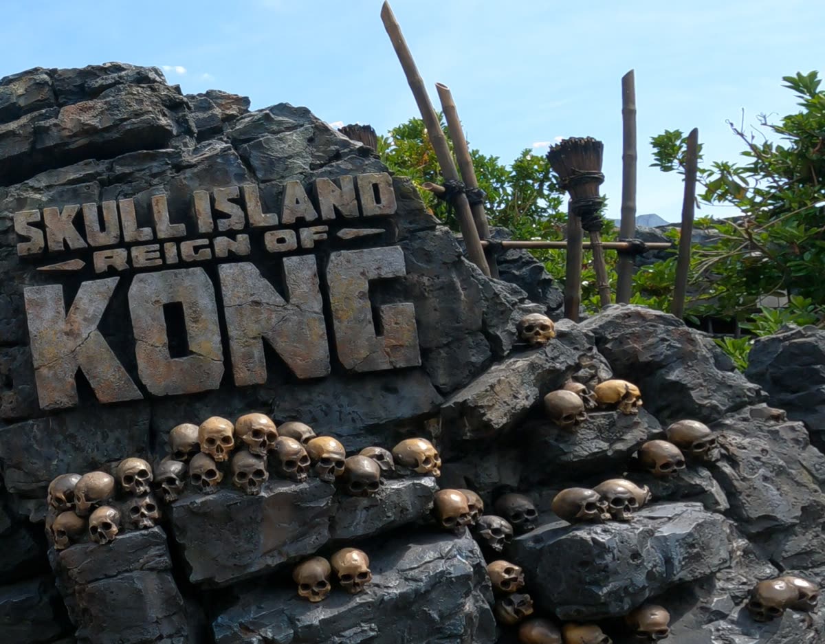 The bone-and-vine entrance facade to Skull Island: Reign of Kong